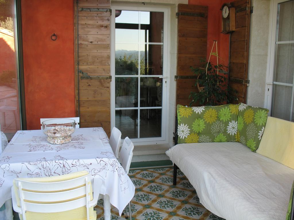 B&B La Cigaline Villedieu  Bilik gambar
